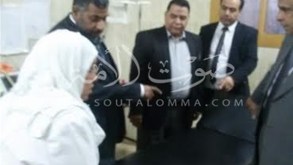 بالصور.. وكيل صحة الشرقية يتفقد مستشفي فاقوس المركزى