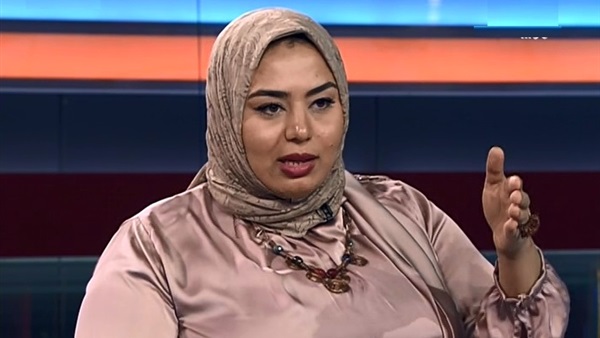 وفاة والد الشاعرة نور عبدالله