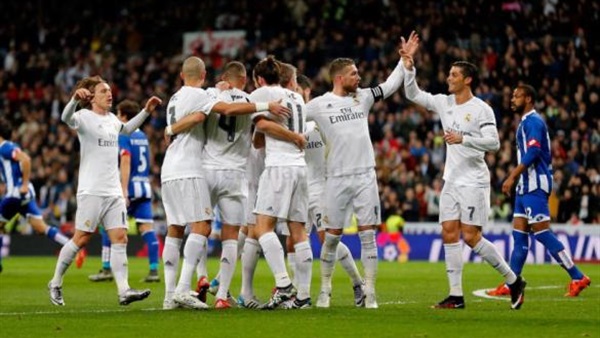 صورة.. «مدريد» يحتفل بالفوز في «كلاسيكو الأرض»