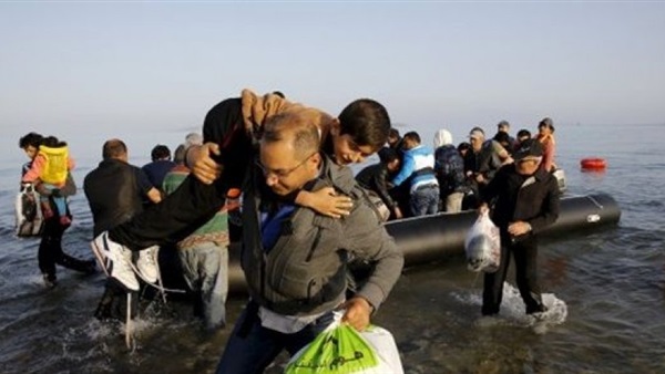 السلطات التركية تمنع مهاجرين من العبور إلى اليونان السلطات التركية تمنع مهاجرين من العبور إلى اليونان