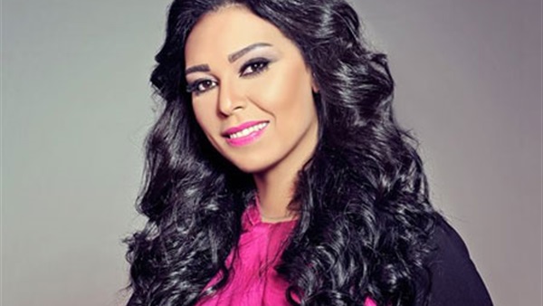 مروة ناجي تستعد لتصوير كليبها الجديد «الحب أحياني» مروة ناجي تستعد لتصوير كليبها الجديد «الحب أحياني»