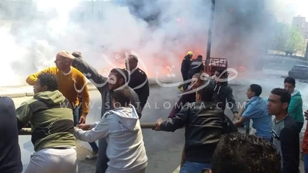 بالصور.. السيطرة على حريق سيارة نقل الوقود بالإسكندرية بالصور.. السيطرة على حريق سيارة نقل الوقود بالإسكندرية