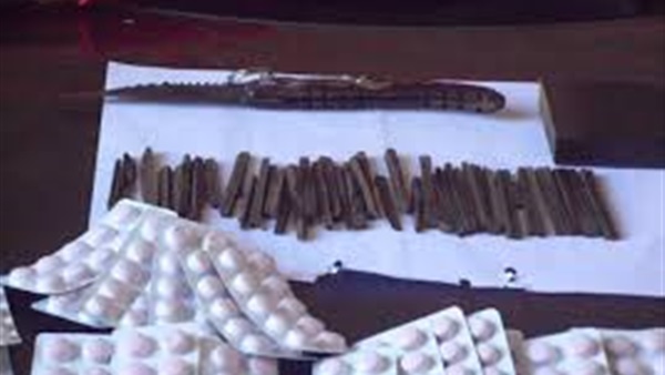 حبس متهم سقط بحشيش في سوهاج  