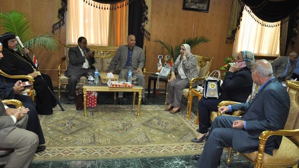 محافظ الوادى الجديد يلتقى برئيس الاذاعه المصرية محافظ الوادى الجديد يلتقى برئيس الاذاعه المصرية
