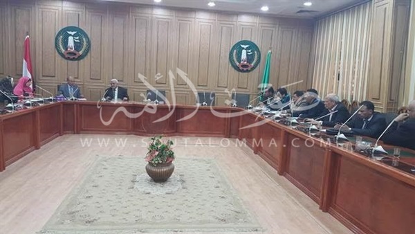 سكرتيرالمنوفية يتابع الموقف التنفيذى للطريق الإقليمى سكرتيرالمنوفية يتابع الموقف التنفيذى للطريق الإقليمى