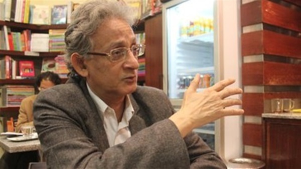 بالفيديو.. «السناوي» يحرج عزة مصطفى.. والإعلامية تعتذر بالفيديو.. «السناوي» يحرج عزة مصطفى.. والإعلامية تعتذر
