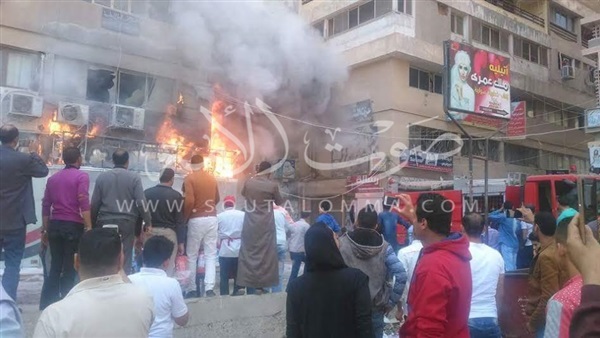 بالصور.. السيطرة على حريق فى «قصر زفاف العرائس» بكفر الشيخ