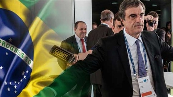 نائب عام البرازيل يدافع عن روسيف نائب عام البرازيل يدافع عن روسيف