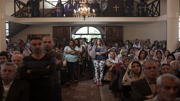 المسيحيون السوريون يعودون إلى «القريتين» بعد تحريرها من داعش