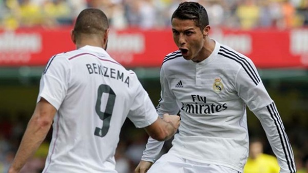 «رونالدو» و«بنزيما» في هجوم ريال مدريد أمام فولفسبورج «رونالدو» و«بنزيما» في هجوم ريال مدريد أمام فولفسبورج