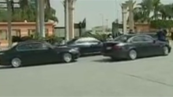 بالفيديو.. 65 سيارة في موكب السيسي والملك سلمان بالفيديو.. 65 سيارة في موكب السيسي والملك سلمان