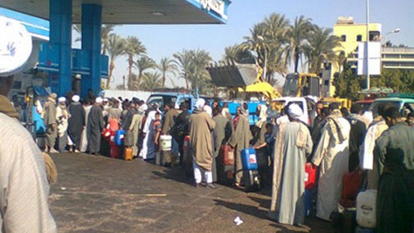 تموين الدقهلية: ضخ كميات اضافية من المواد البترولية خلال العيد تموين الدقهلية: ضخ كميات اضافية من المواد البترولية خلال العيد