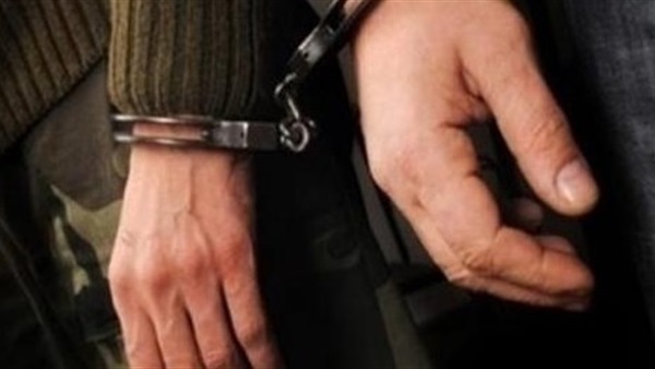 ضبط أمين شرطة حرر مخالفات سير وهمية للمواطنين أمام القرية الذكية ضبط أمين شرطة حرر مخالفات سير وهمية للمواطنين أمام القرية الذكية