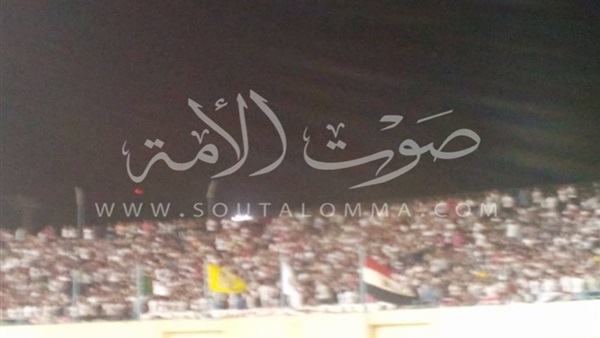 بالصور.. جماهير الزمالك تملئ مدرجات «بتروسبورت» بالصور.. جماهير الزمالك تملئ مدرجات «بتروسبورت»