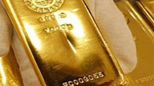 إحباط محاولة تهريب 16 سبيكة ذهبية بمطار القاهرة