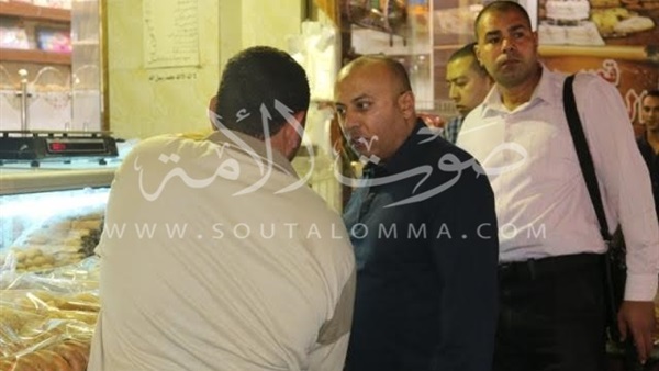 بالصور.. محافظ المنوفية يتفقد مدينة الشهداء ليلا بالصور.. محافظ المنوفية يتفقد مدينة الشهداء ليلا