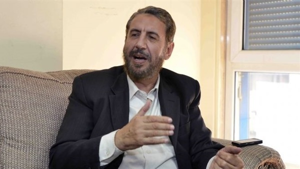 «إخوانى منشق» يصف الشباب المعارض  للتشكيل الحكومي بـ "المنفصل    عن الواقع"