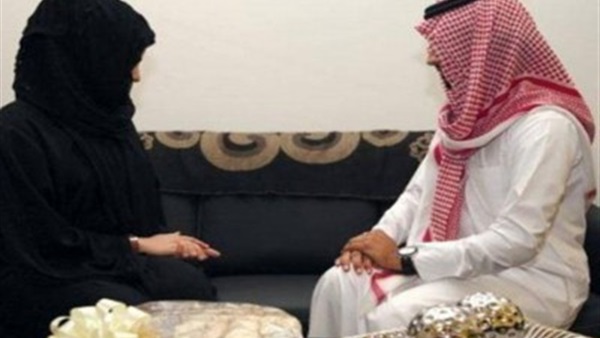 سعودى يطلق زوجته بعد 5 دقائق من الزواج 