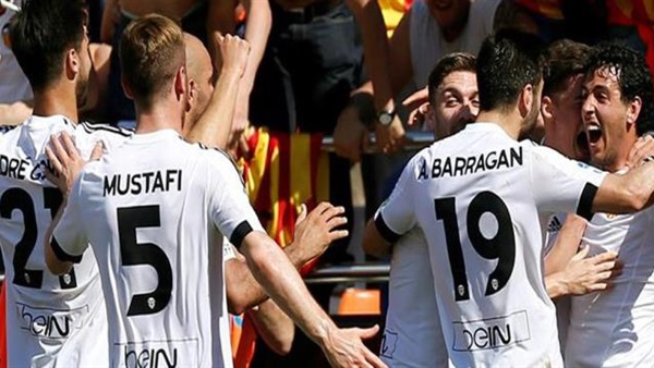 فالنسيا يفوز علي إشبيلية بهدفين مقابل هدف في الدوري الاسباني فالنسيا يفوز علي إشبيلية بهدفين مقابل هدف في الدوري الاسباني