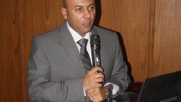 المنوفية تشكل لجنة للتواصل  مع المستثمرين  