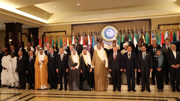 وزراء خارجية التعاون الإسلامي يناقشون الوثائق الختامية المقدمة للقمة الإسلامية وزراء خارجية التعاون الإسلامي يناقشون الوثائق الختامية المقدمة للقمة الإسلامية