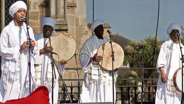 المصطبة تقيم حفلا ساهرا لفرقة "نوبانور"على مسرح الضمة