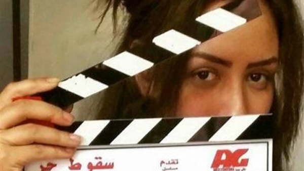 الغموض يكتنف الإعلان الدعائي الأول لمسلسل "سقوط حر" الغموض يكتنف الإعلان الدعائي الأول لمسلسل "سقوط حر"