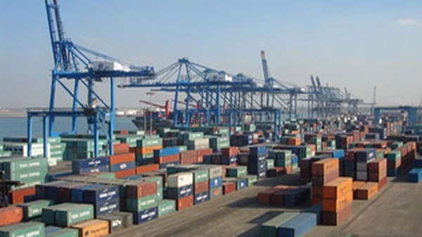 حاويات دمياط تدعم صندوق خدمات المحافظة بمليون جنيه سنويا حاويات دمياط تدعم صندوق خدمات المحافظة بمليون جنيه سنويا