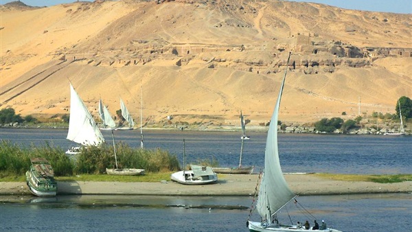سفير فيتنام بمصر يستعرض فرص الاستثمار بأسوان