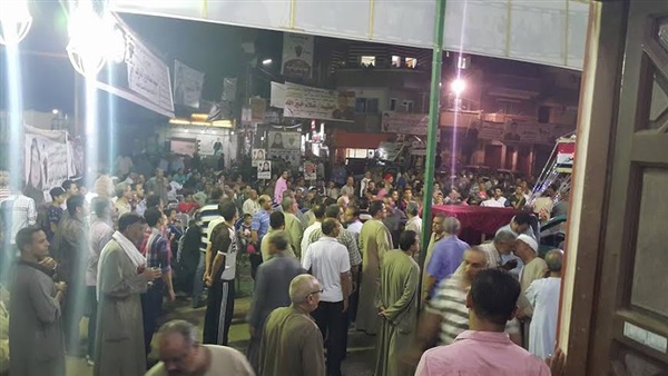 بالصور.. مرشحي أسيوط يلجؤن للمؤتمرات الجماهيرية قبل الصمت الانتخابي بالصور.. مرشحي أسيوط يلجؤن للمؤتمرات الجماهيرية قبل الصمت الانتخابي