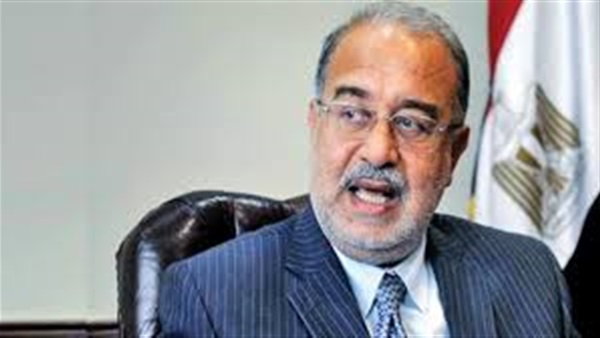 شريف اسماعيل يجمع متعلقاته من البترول .. ويبلغ 7 وزراء بخروجهم من التشكيل الحكومي شريف اسماعيل يجمع متعلقاته من البترول .. ويبلغ 7 وزراء بخروجهم من التشكيل الحكومي