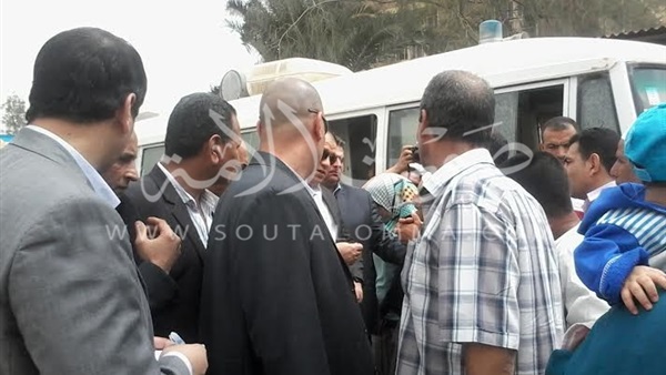 بالصور.. الكشف على 4575 حالة في قوافل طبية بالفيوم بالصور.. الكشف على 4575 حالة في قوافل طبية بالفيوم