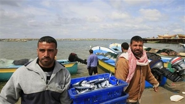 ننشر أسماء الصيادين المحررين عقب عودتهم من ليبيا ننشر أسماء الصيادين المحررين عقب عودتهم من ليبيا