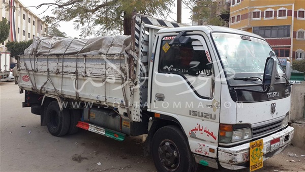 ضبط 1000 شيكارة أرز ابيض مجهول المصدر بالفيوم ضبط 1000 شيكارة أرز ابيض مجهول المصدر بالفيوم
