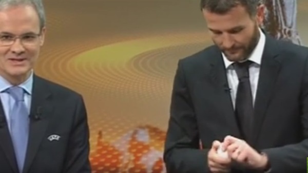 بالفيديو.. قرعة نصف نهائي الدوري الأوروبي