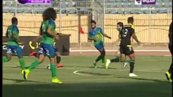 بالفيديو.. وادي دجلة يتقدم على المقاصة بهدف فى الشوط الأول بالفيديو.. وادي دجلة يتقدم على المقاصة بهدف فى الشوط الأول
