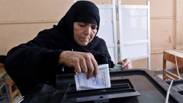 إقبال ضعيف في أولى ساعات التصويت لاختيار بديل «عكاشة» إقبال ضعيف في أولى ساعات التصويت لاختيار بديل «عكاشة»