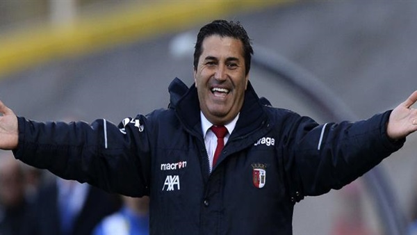 غضب بين جماهير الأهلي لاختيار بيسيرو غضب بين جماهير الأهلي لاختيار بيسيرو