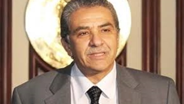 مستشار البيئة للشئون الإفريقية:بحث السبل الكفيلة بتطبيق مبادرة الطاقة المتجددة مستشار البيئة للشئون الإفريقية:بحث السبل الكفيلة بتطبيق مبادرة الطاقة المتجددة