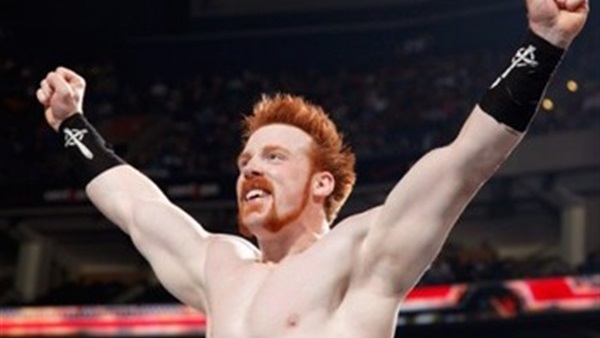 بطل المصارعة يدعو «رونى» لمواجهته فى عرض RAW بطل المصارعة يدعو «رونى» لمواجهته فى عرض RAW