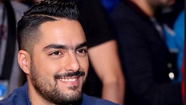 حسن الشافعي يستعد لـ«لسه في كمان» حسن الشافعي يستعد لـ«لسه في كمان»
