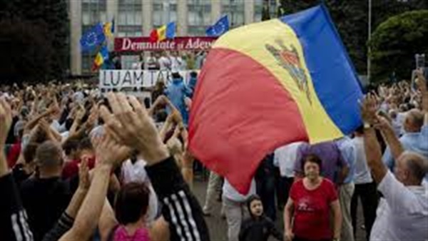 مظاهرات حاشدة ضد توحيد مولدوفا مع رومانيا