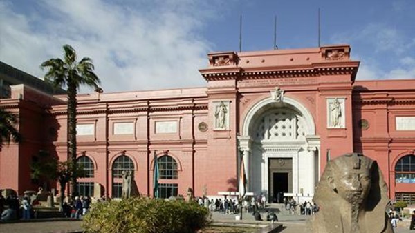 المتاحف والمواقع الآثرية تفتح أبوابها مجانا أمام المصريين والأجانب المتاحف والمواقع الآثرية تفتح أبوابها مجانا أمام المصريين والأجانب