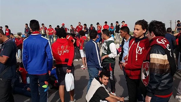 الأهلي يبلغ الأمن بتواجد الألتراس أمام مقر الجزيرة الأهلي يبلغ الأمن بتواجد الألتراس أمام مقر الجزيرة