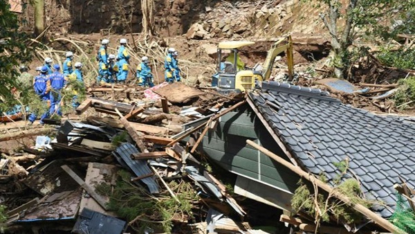 السلطات اليابانية تكثف عمليات البحث عن المفقودين بعد زلزالين
