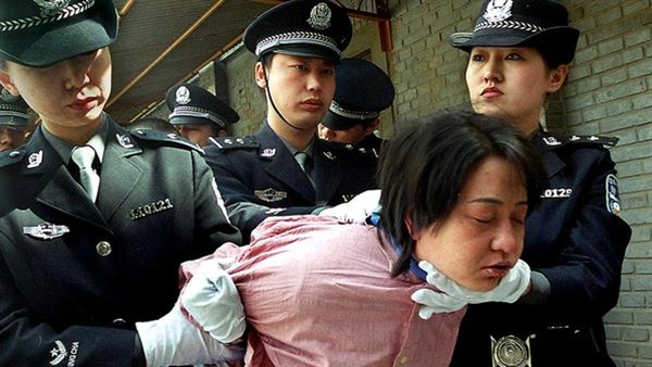 الصين: الإعدام ينتظر من يتلقى رشاوى تزيد عن ٣ ملايين يوان