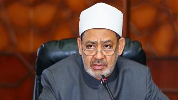 شيخ الأزهر: قوافل التعاون إلى إفريقيا الوسطى «واجب» شيخ الأزهر: قوافل التعاون إلى إفريقيا الوسطى «واجب»