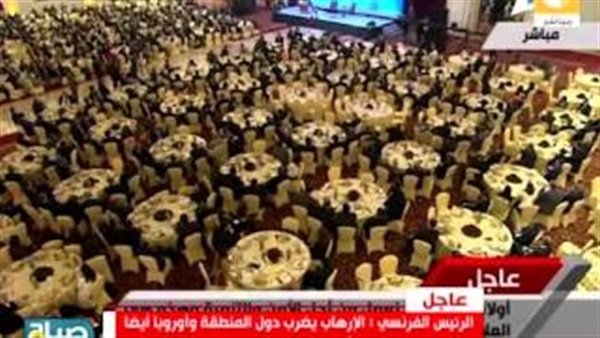 بالفيديو.. الرئيس الفرنسي يهتف «عاشت مصر»
