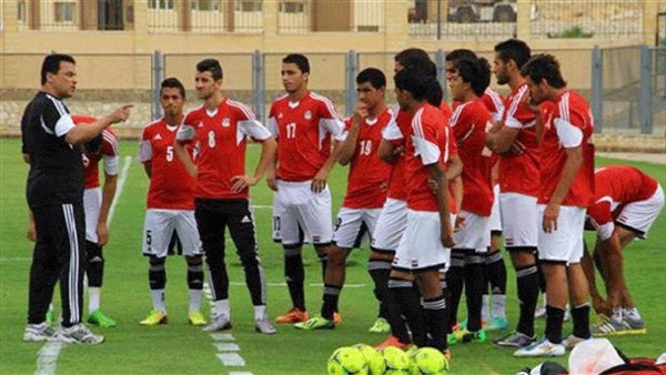 منتخب مصر الأولمبى بالأبيض أمام الصين  