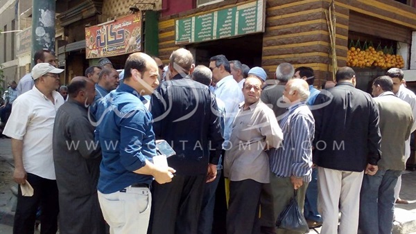 بالصور.. وقفة احتجاجية لعمال «حليج الأقطان» أمام «النواب» بالصور.. وقفة احتجاجية لعمال «حليج الأقطان» أمام «النواب»